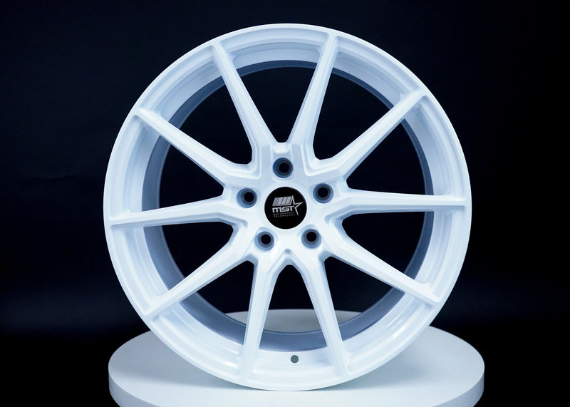 Delta - Alabaster White - 18x8.5 5x114.3 Offset +35