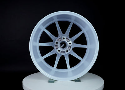 Delta - Alabaster White - 18x9.5 5x114.3 Offset +38