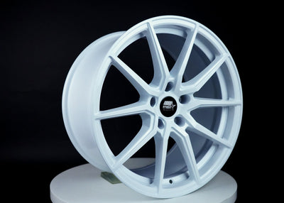 Delta - Alabaster White - 18x9.5 5x114.3 Offset +38