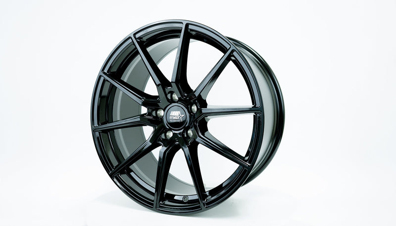 Delta - Glossy Black - 18X8.5 5X112 Offset +43