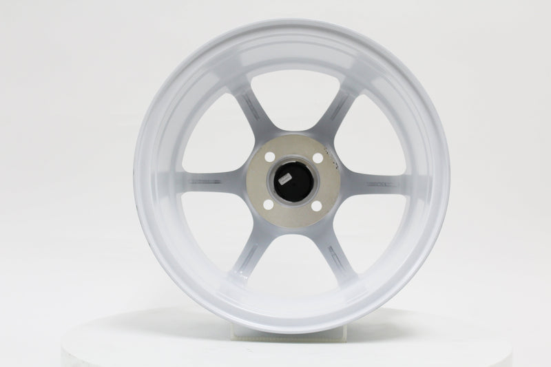 MT40 - Glossy White - 15x6.5 4X100 Offset +38