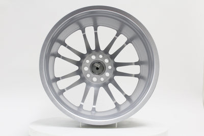 MT45 - Glossy Silver - 18X9.5 5X114.3 Offset +38