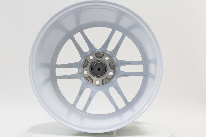 Suzuka - Alpine White - 18X10.5 5x114.3 Offset +22