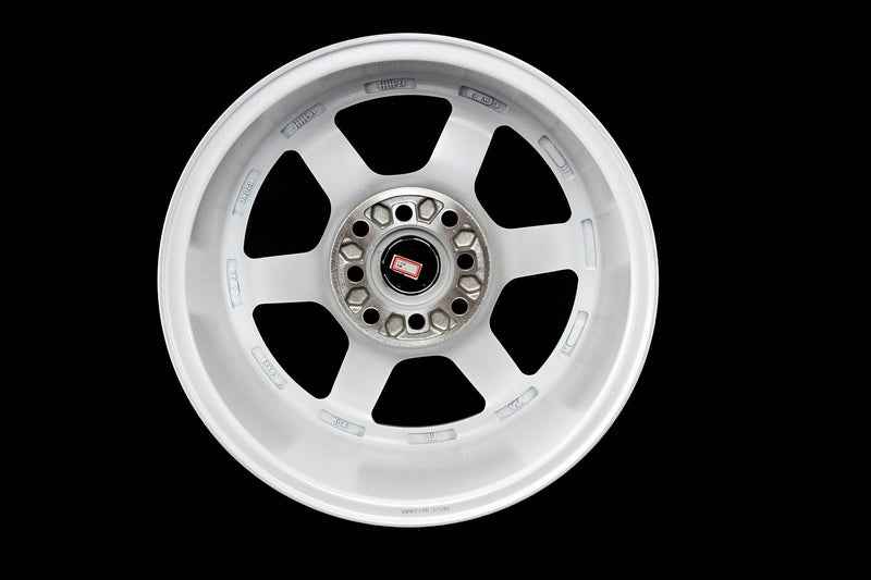 Time Attack - Glossy White - 15x8.0 4x100/4x114.3 Offset +0